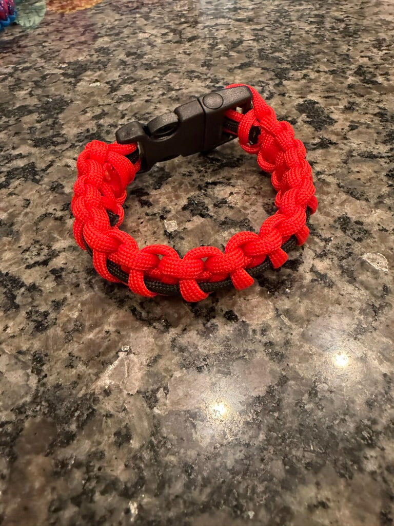 Red & Black Paracord Bracelet | Trail Paws Adventure Band