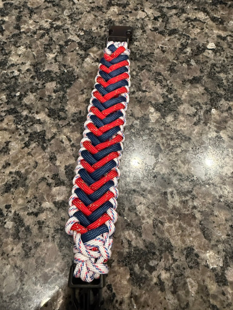 Trail Paws Adventure Band – Freedom Chevron Edition
